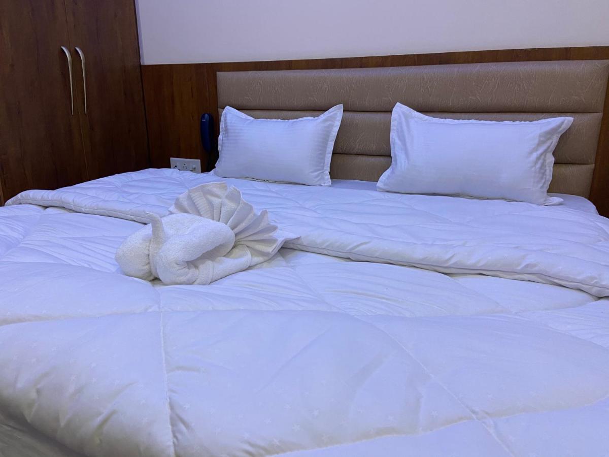Hotel Tulsi Villa Dehradun Dış mekan fotoğraf